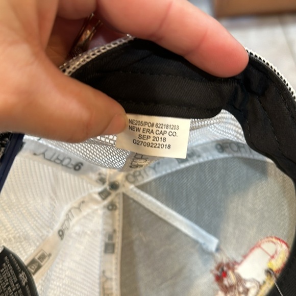 New! Jay Kos New Era Banana Lady Trucker Hat - Picture 6 of 7